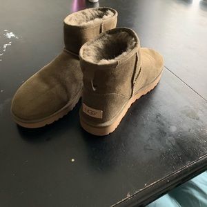 UGG Short Boot